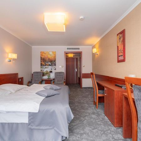 Hotel Badura 와도웨스 외부 사진
