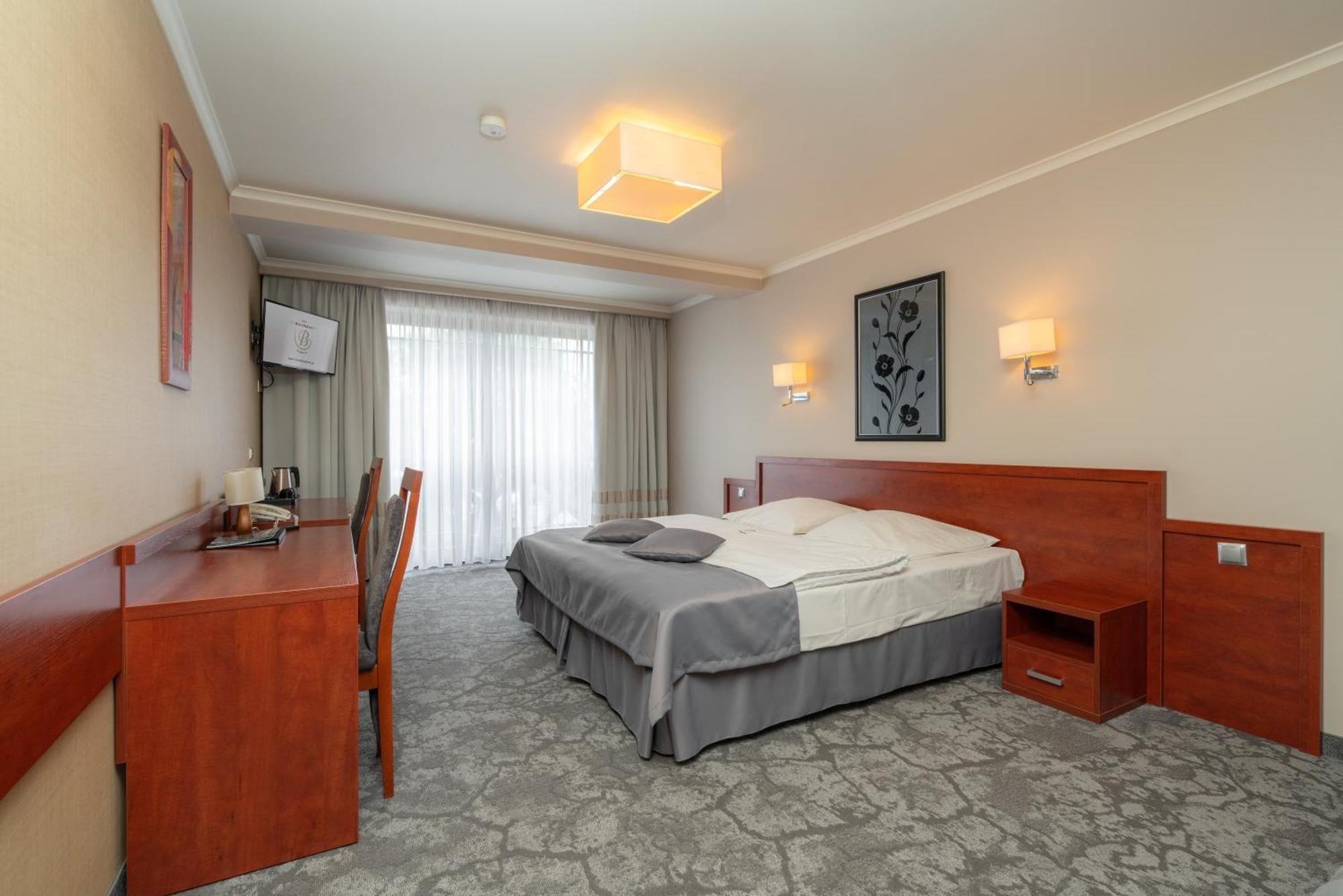 Hotel Badura 와도웨스 외부 사진
